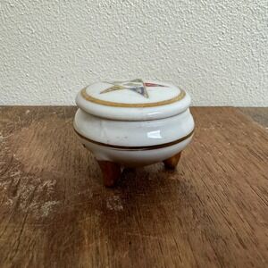 Order of Eastern Star Masonic Trinket Pill Box‎ Porcelain Tripod Footed Decor